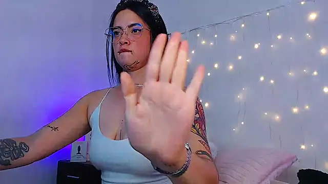 Isa_Maiden1 – Naživo XXX chat