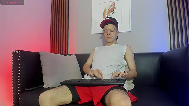 Chat XXX ao vivo de kevinn_bluee