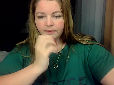 Chat +18 de cute__cherry ao vivo