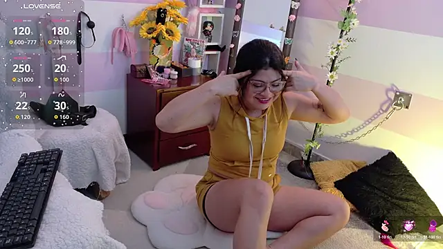 Catwhite_ élő XXX-chatje