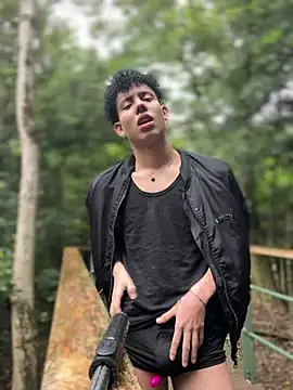 yoursexyjose webkamerás műsora