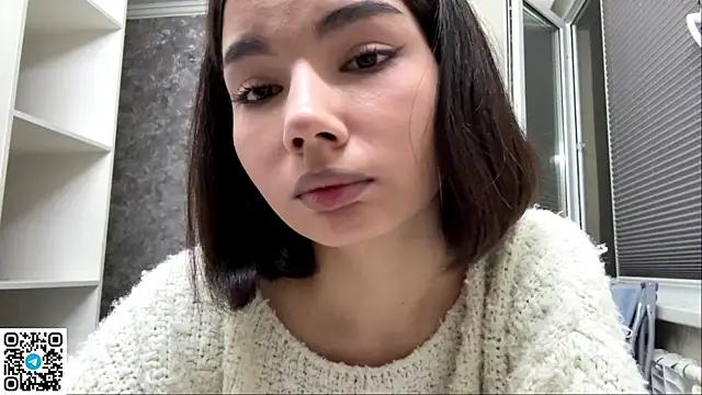MarylnMonnier Chat XXX live