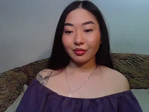 Show modela Aleksa_Blackdream na web-kameri