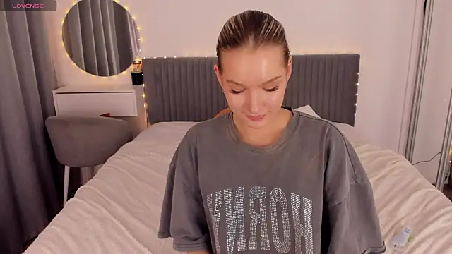 CassieRayss' Live XXX Chat