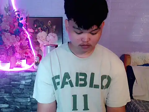 Rain_cum Pertunjukan Webcam