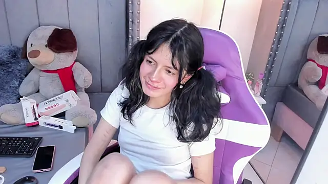 Miyu_Komori 실시간 채팅방