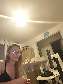Shely5934's Live XXX Chat