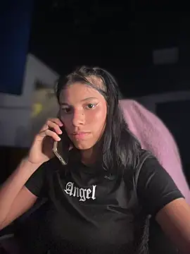 Aimar_LS Adlı Modelin Canlı XXX Sohbeti
