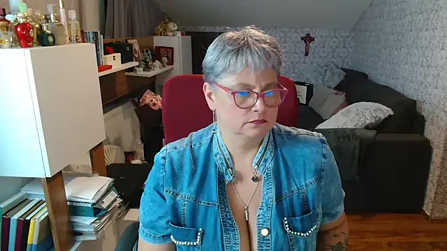 bigtits4you Live XXX-Chat