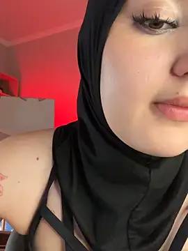 BlondyDream_ Adlı Modelin Canlı XXX Sohbeti