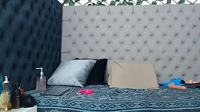 chanel_grant élő XXX-chatje