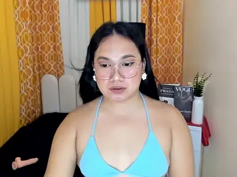Chat XXX en directo de BigCockLexie