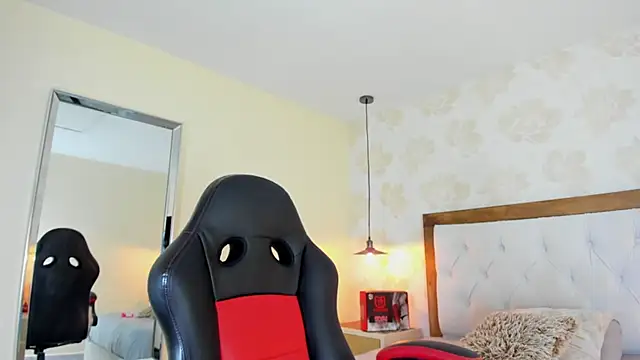 IRISCLARK1's Live XXX Chat
