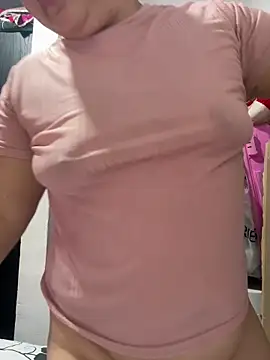 Lovelipsbig's Live XXX Chat