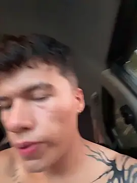 Онлайн чат XXX Logan_smith1