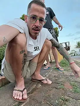 Chat +18 de MeladoDiMel ao vivo