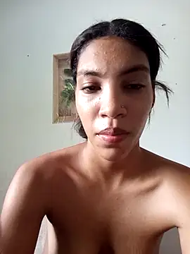 ginevere_20 ওয়েবক্যাম শো