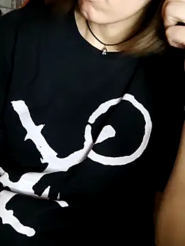 Aashikalaa – Live XXX-chat