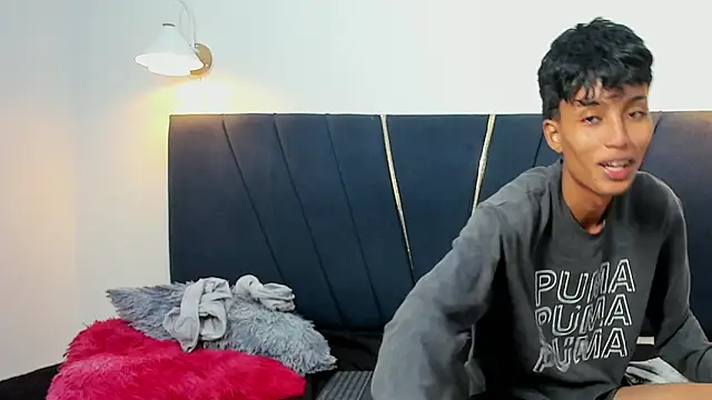 yago_77 Pertunjukan Webcam