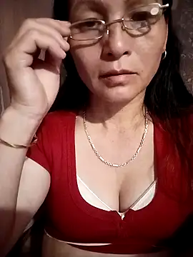 Chat XXX en directo de Cucci07