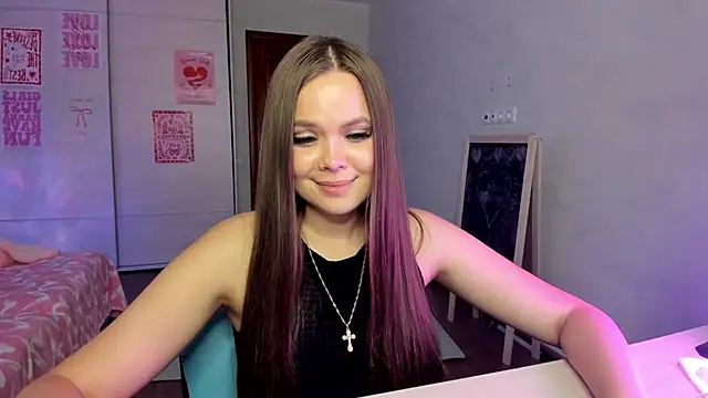 Kira_love_81 Live XXX Chat