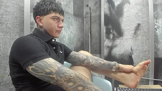 Gury_tattoo's Live XXX Chat