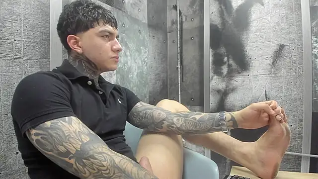 Gury_tattoo Chat XXX live