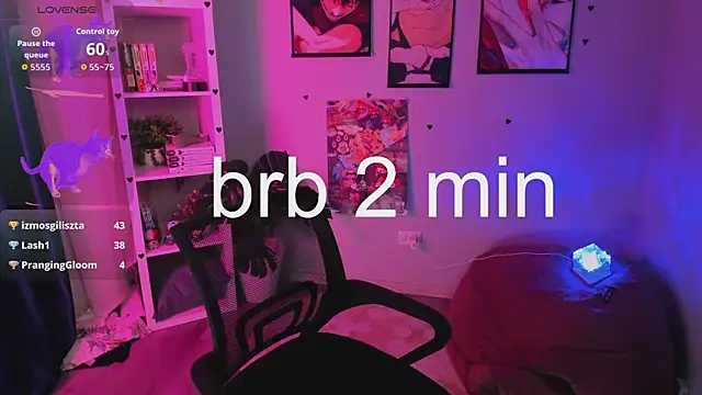 miraiakik Chat XXX in diretta