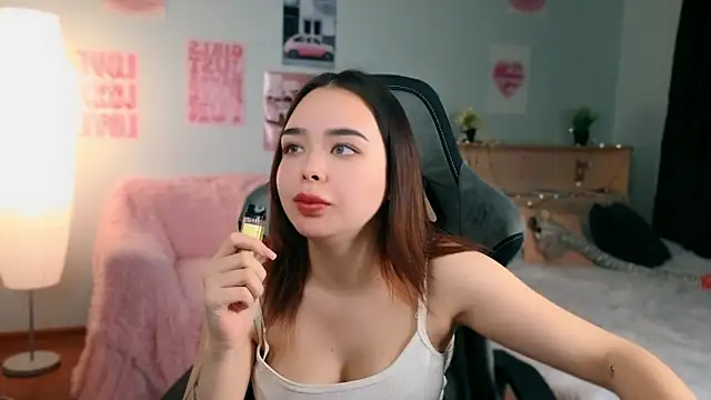 Sunsetberry's Live XXX Chat
