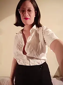 XXX chat uživo modela AmazingFuckCam69
