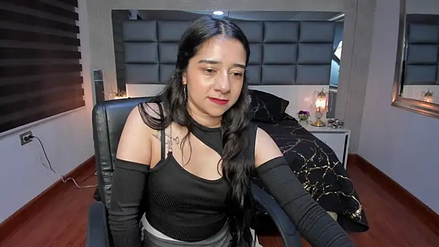 Evangelyn_clk Live XXX-Chat