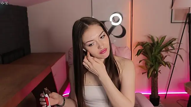 Chat +18 de Micky__love ao vivo
