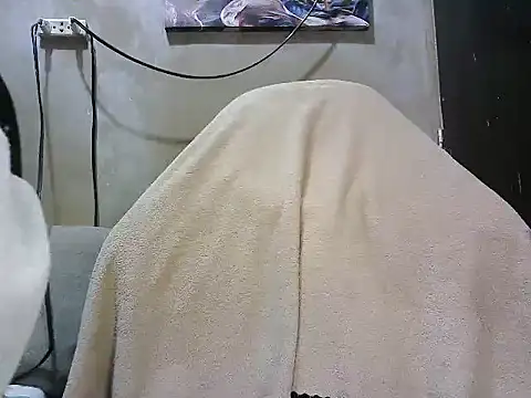 Czat XXX na żywo – SquirtSellene18
