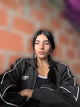 Chat XXX en directo de Ema_Rose_