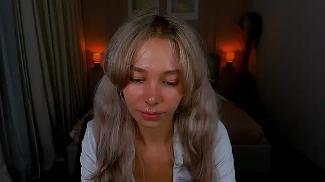 LuluAlis' Live XXX Chat