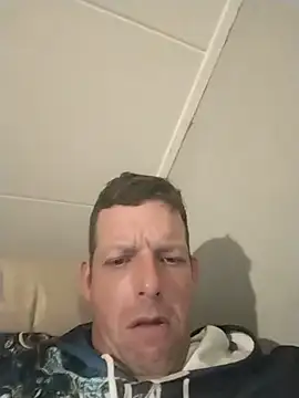 Show Webcam de Gigolobigcock24cm