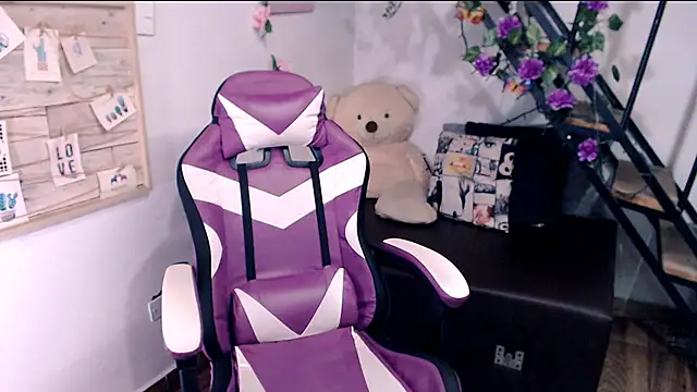 Chat XXX en directo de samantha_baby_