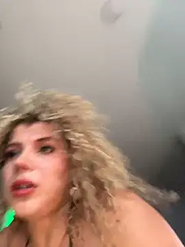 GeorgiafoxのライブXXXチャット