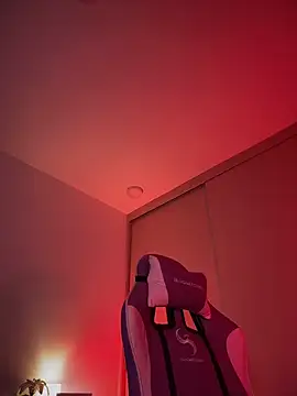 Hips_hannah – Naživo XXX chat