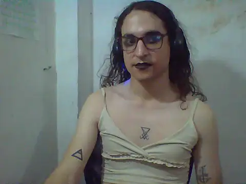Show modela LaCuerva na web-kameri