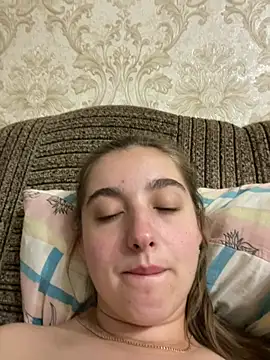 --Lovely-- Webcam show