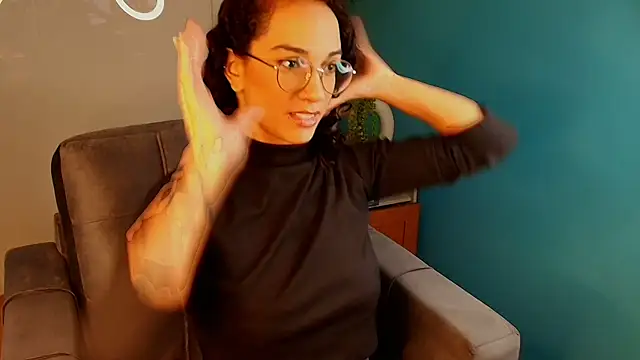 Sally_Diazz 라이브 XXX 채팅