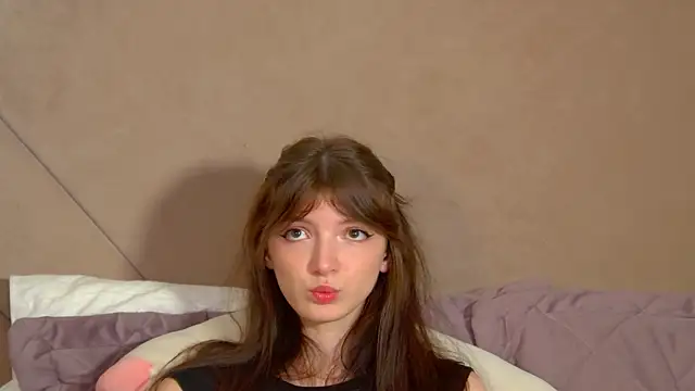 SophiaProve's Live XXX Chat