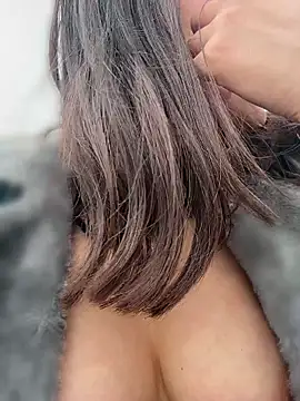 aurora_divine 现场XXX聊天