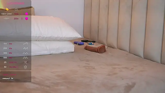 AishaSins Chat XXX live