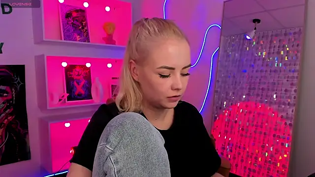 StephanieSweety's Live XXX Chat