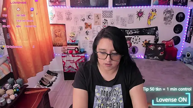 Chat XXX en directo de Cherry_blush_