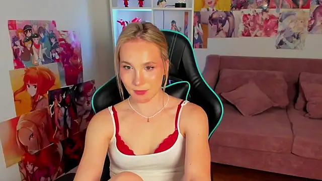 ElaraVoltage Live XXX Chat