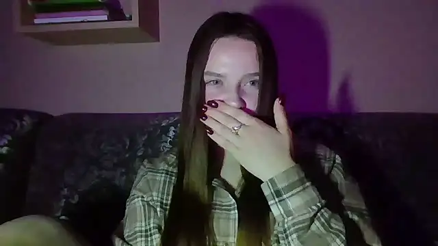 BratzDollVibes' Live XXX Chat