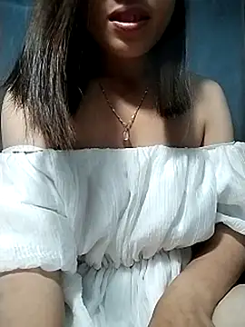 Hani-i élő XXX-chatje